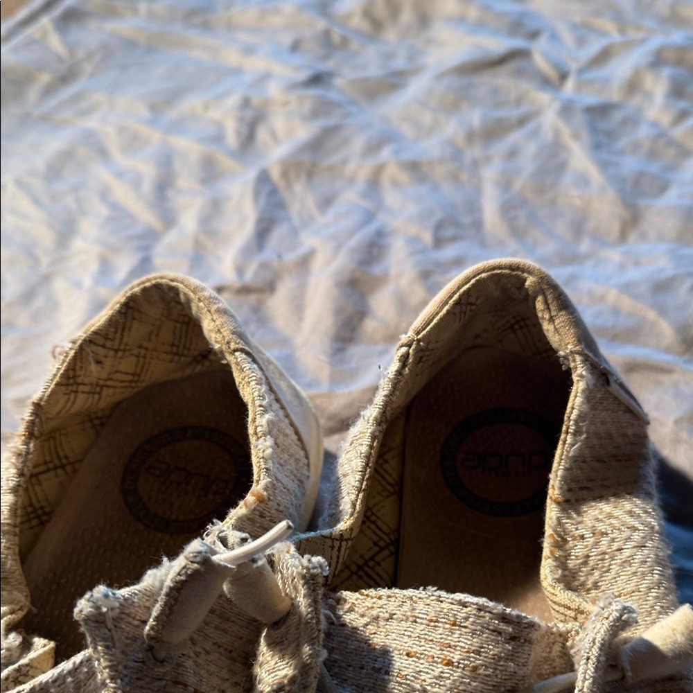 Casual Women's Beige Canvas Sneakers